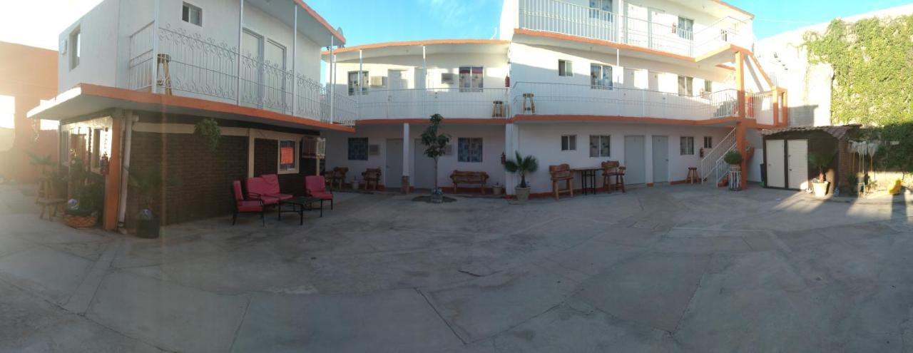סיודאד חוארס Consul Suites מראה חיצוני תמונה